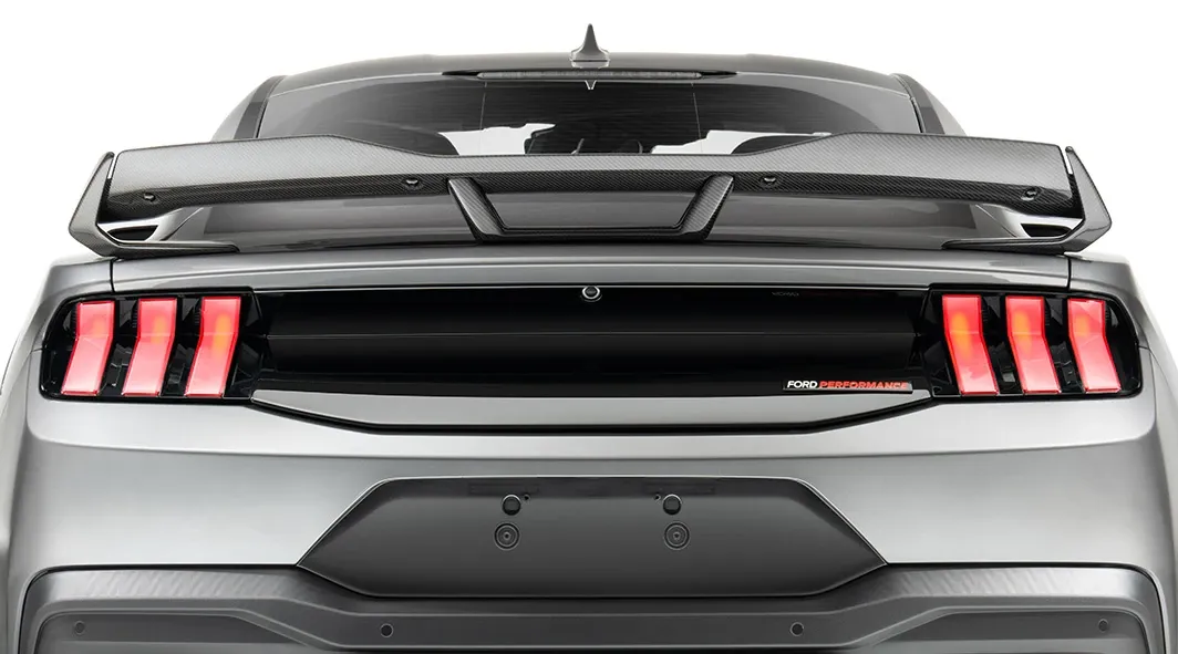 Gloss Black Trunk Applique by Air Design