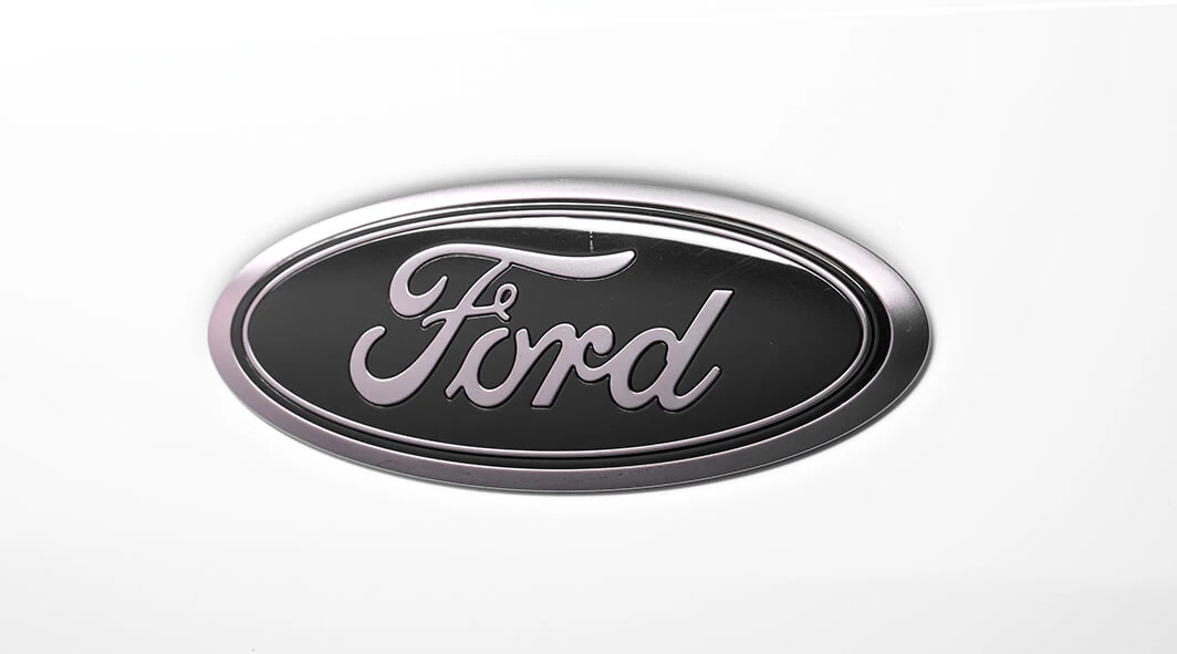 Smoked Ford Oval